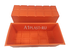 Пластиковый контейнер